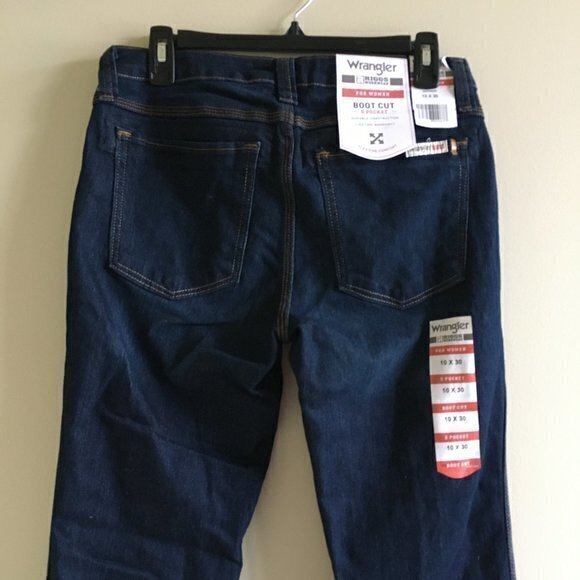NEW Wrangler Riggs Women's Dark 5 Pocket Bootcut Work Jeans Size 10x30 - Picture 8 of 12